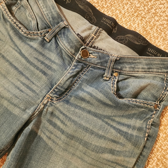 Wrangler Jeans - Picture 1 of 4